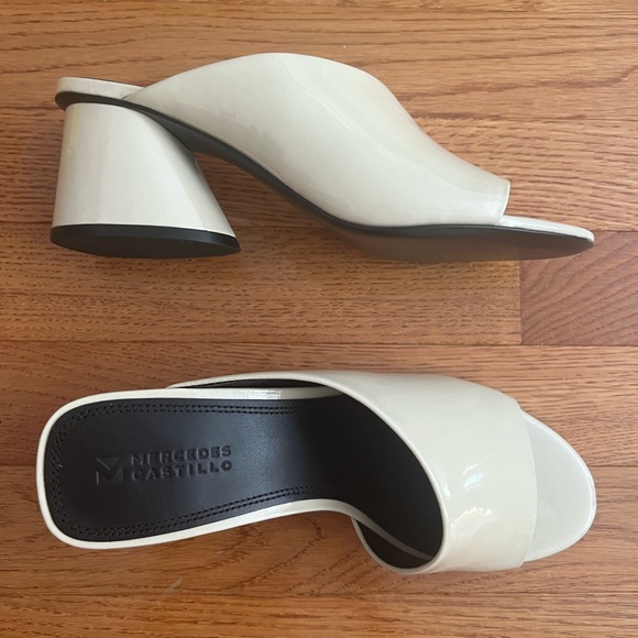 NWT NIB Mercedes Castillo 7/37 Soft Patent Mule Heel in ‘Rice’ MC-KURI-MD - Picture 2 of 6